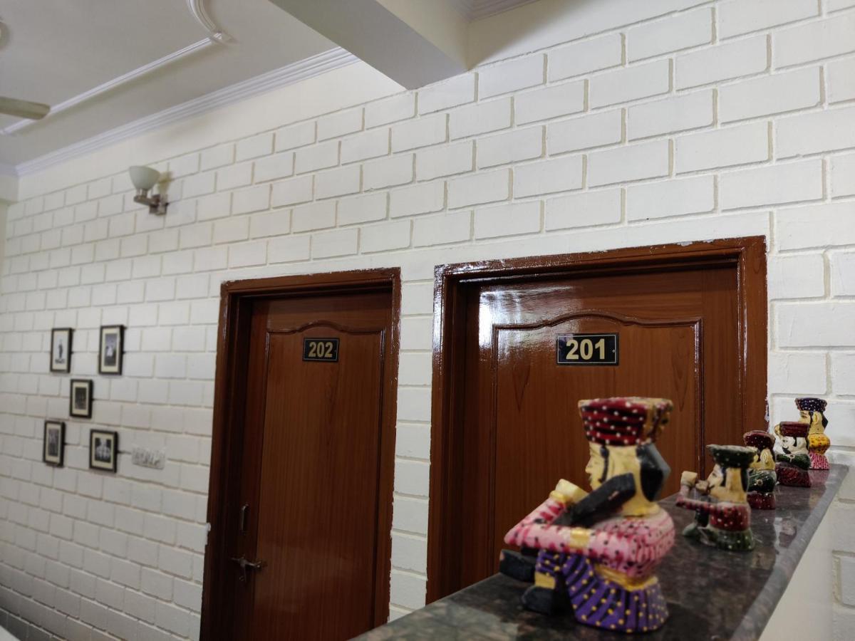 The Karauli Villa By Le Pension Stays Jaipur Eksteriør billede