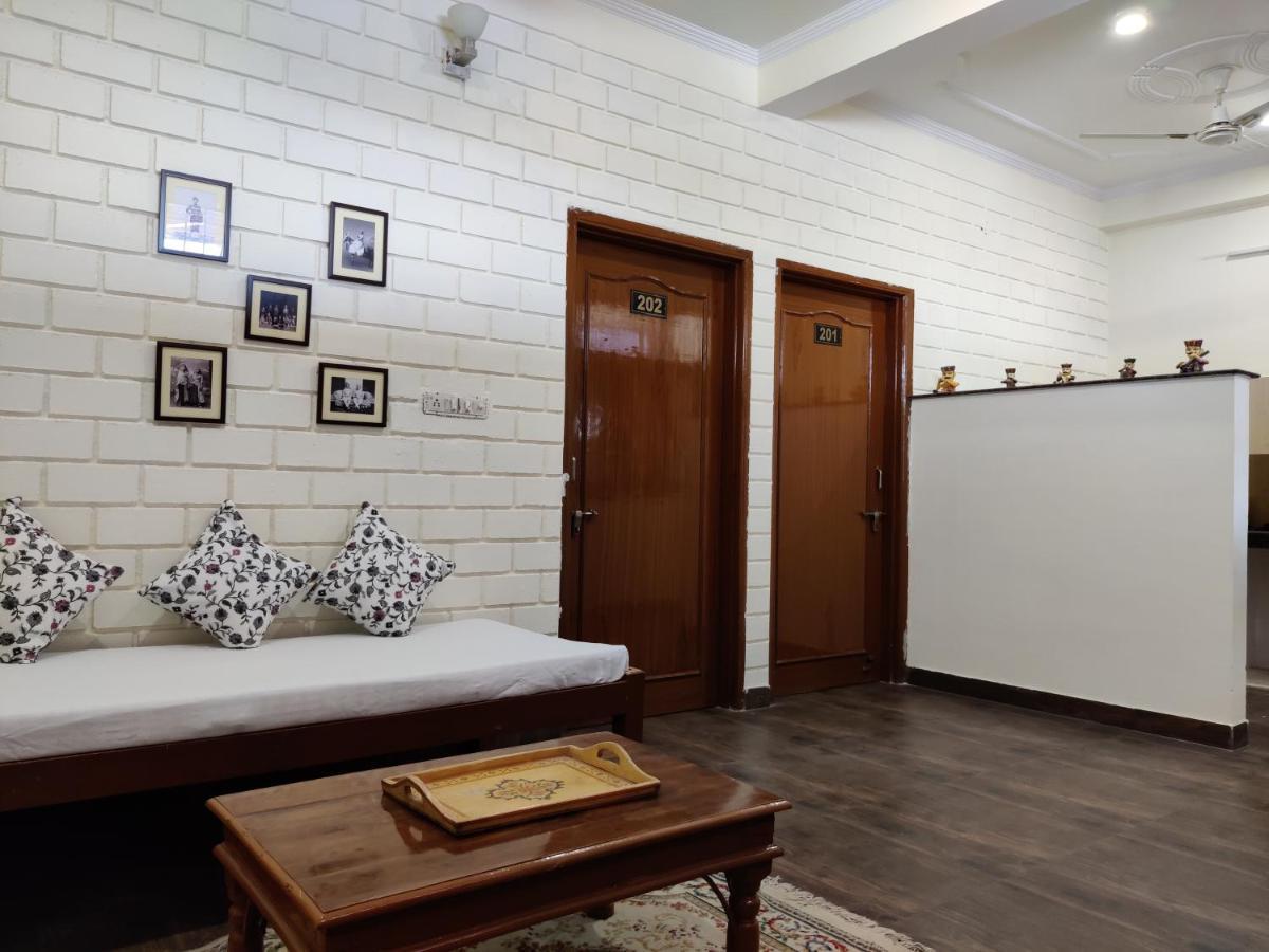 The Karauli Villa By Le Pension Stays Jaipur Eksteriør billede
