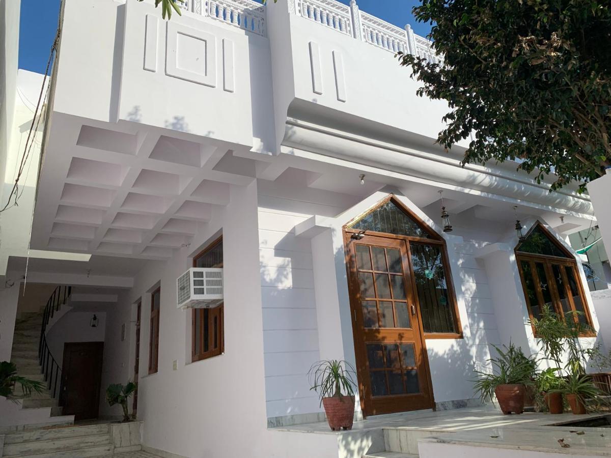 The Karauli Villa By Le Pension Stays Jaipur Eksteriør billede