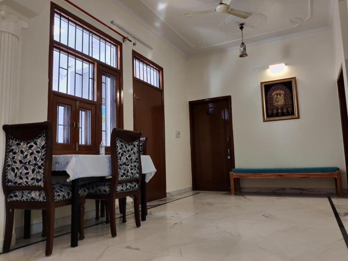 The Karauli Villa By Le Pension Stays Jaipur Eksteriør billede
