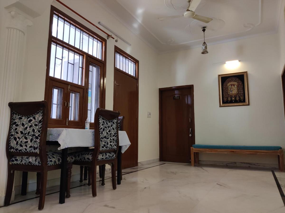 The Karauli Villa By Le Pension Stays Jaipur Eksteriør billede