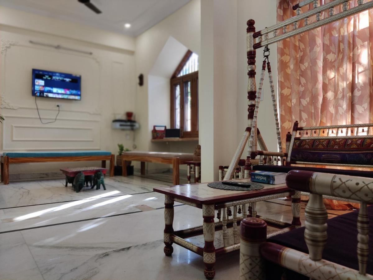 The Karauli Villa By Le Pension Stays Jaipur Eksteriør billede
