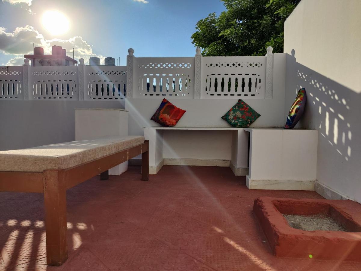 The Karauli Villa By Le Pension Stays Jaipur Eksteriør billede